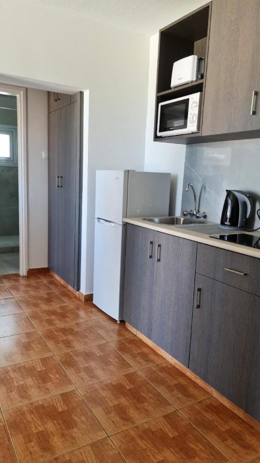 Fotoxenia Luxury Apts Paralimni Exterior foto