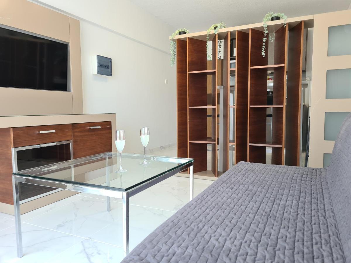 Fotoxenia Luxury Apts Paralimni Exterior foto